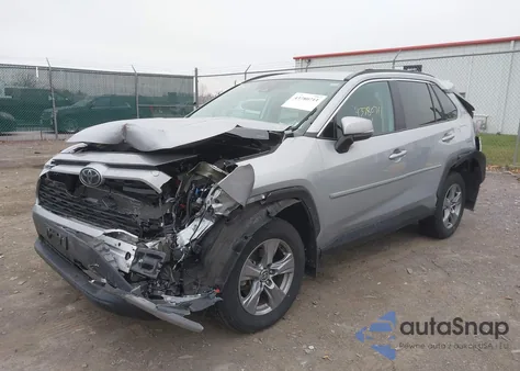 2024 Toyota Rav4 Xle z USA, uszkodzony, nr VIN 2T3P1RFV9RW457286